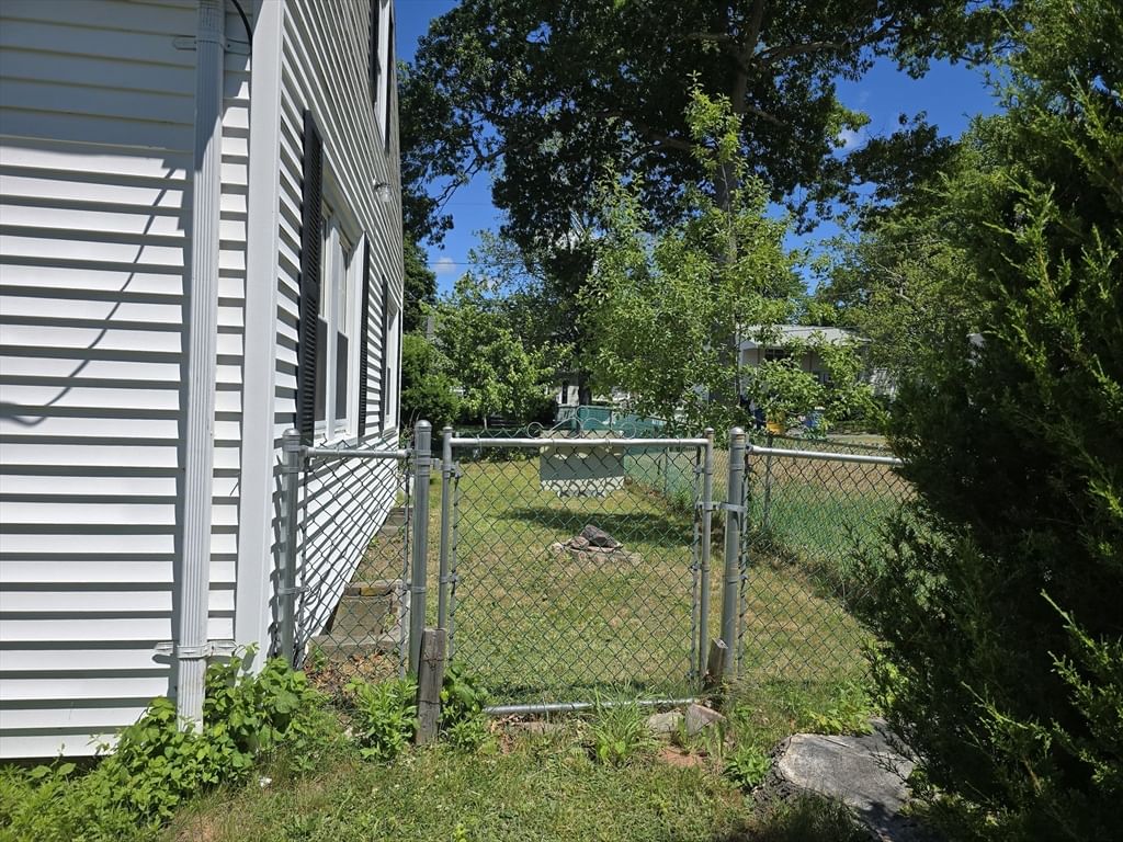 26 Edwin St, Randolph, MA, 26 Edwin St, Randolph, MA Photo #3