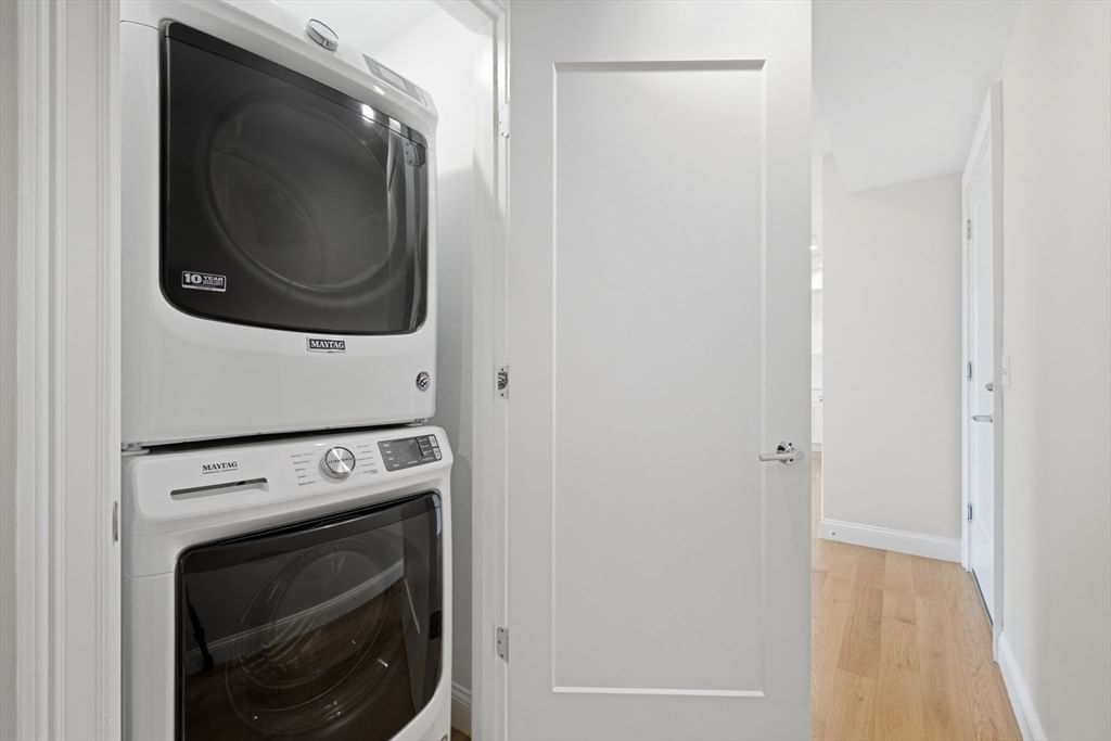 40 Westmoreland St #8 Boston — Photo 21 of 22
