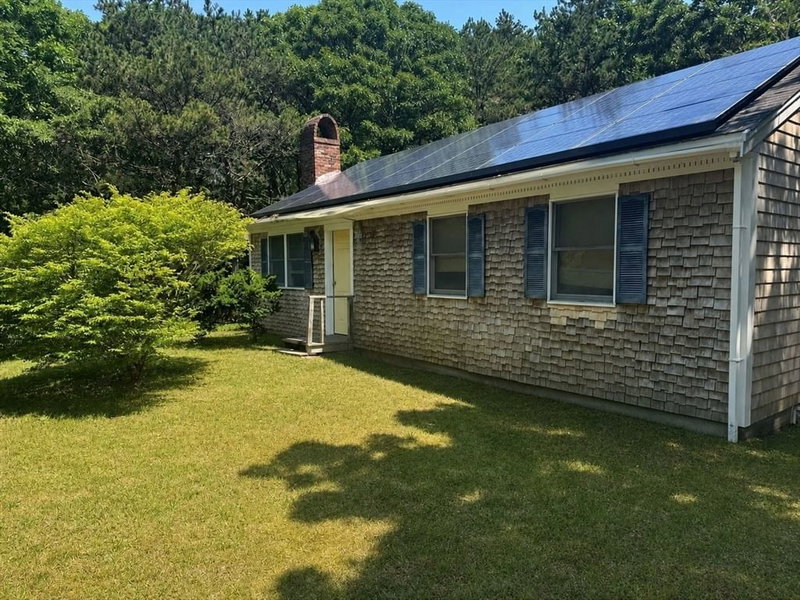 11 Bayberry Ln