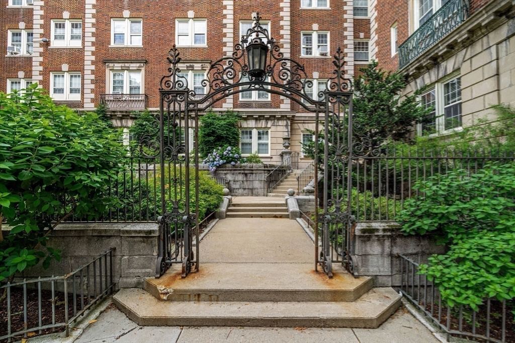 5 Arlington Street #25 Cambridge — Photo 24 of 27