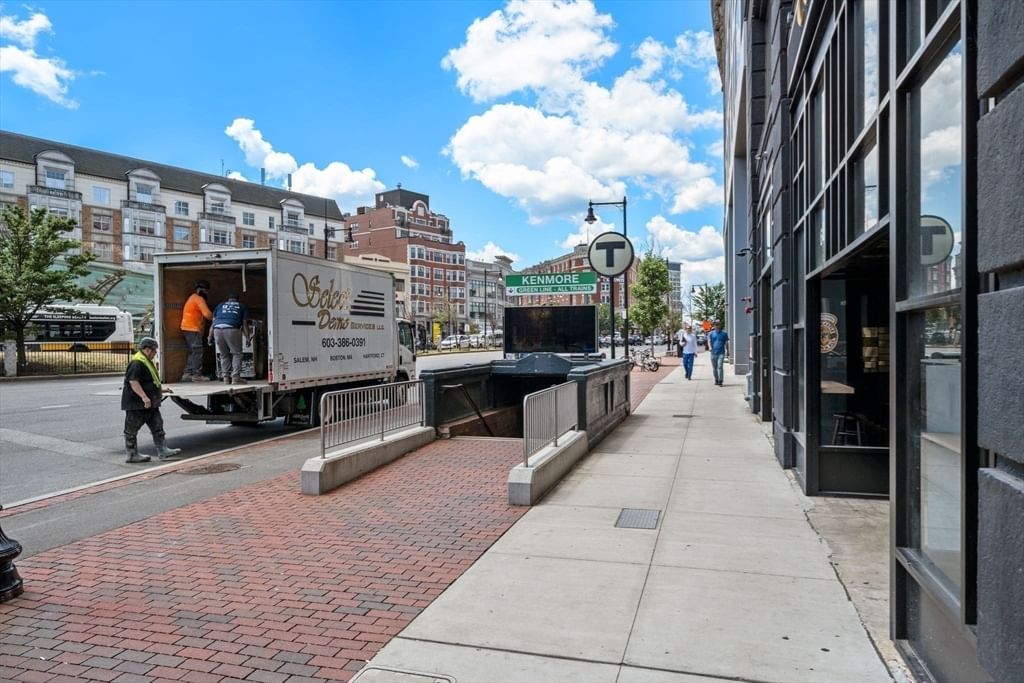 636 Beacon St #505 Boston — Photo 19 of 26