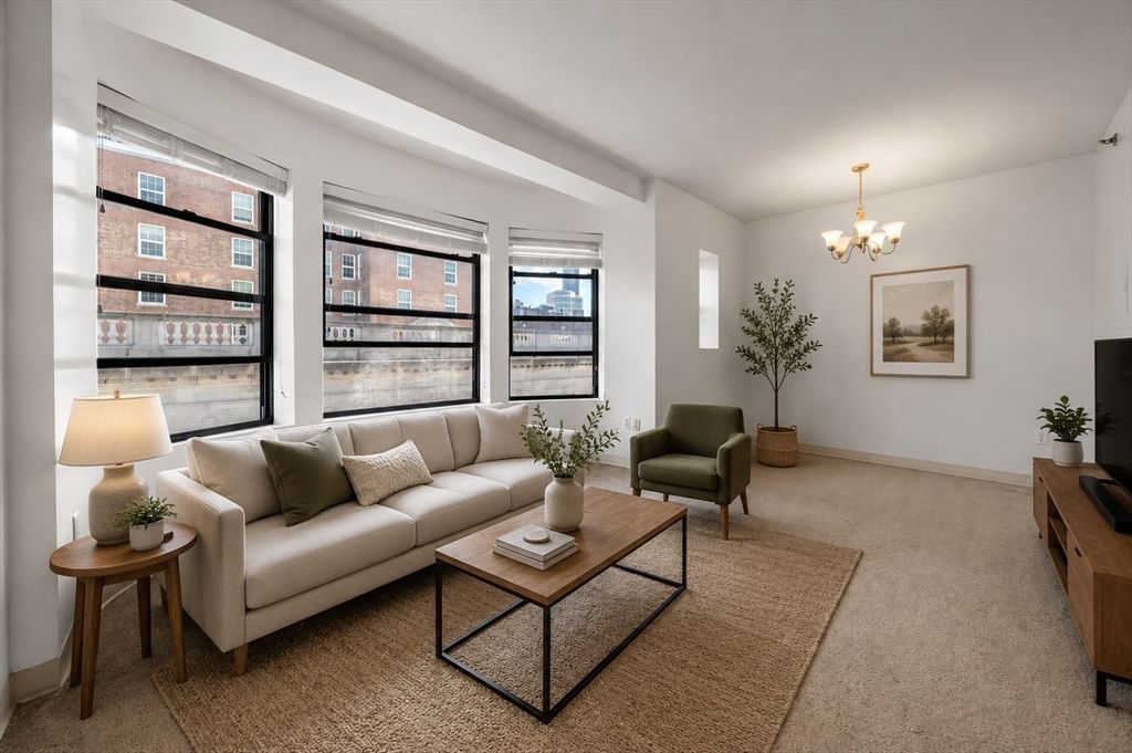 636 Beacon St #505 Boston — Photo 2 of 26