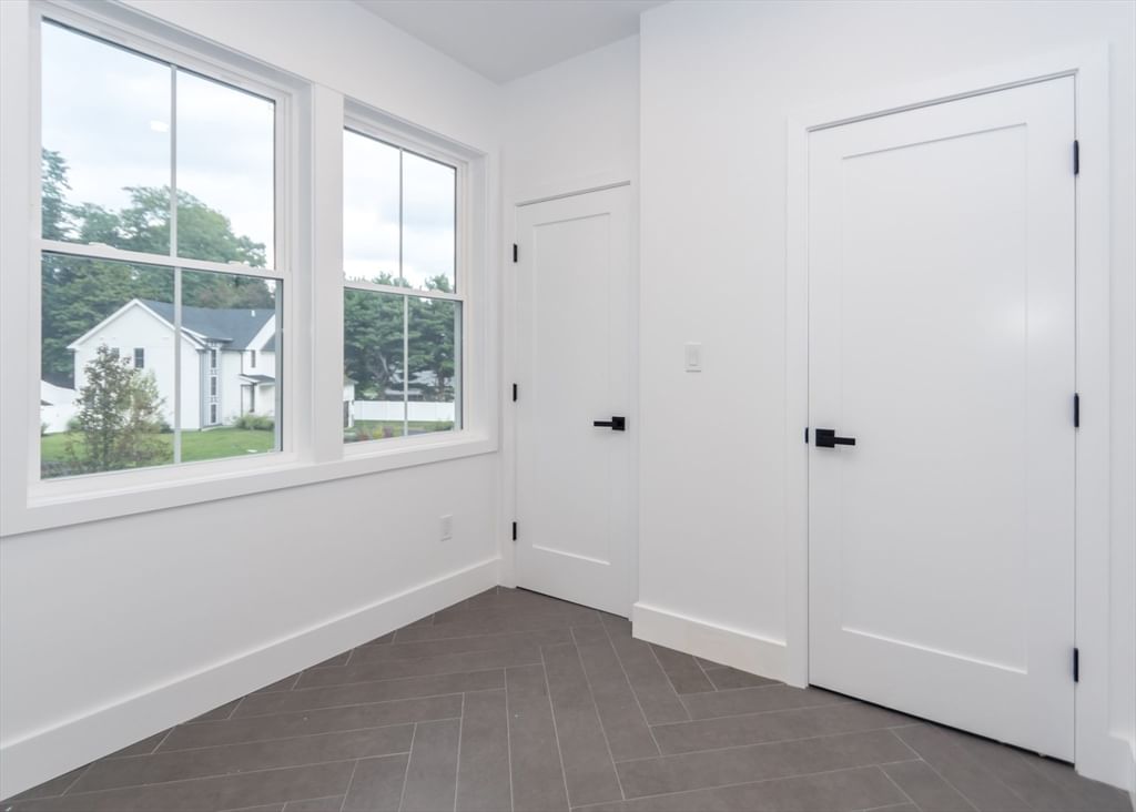22 Irene Circle Waltham — Photo 30 of 42