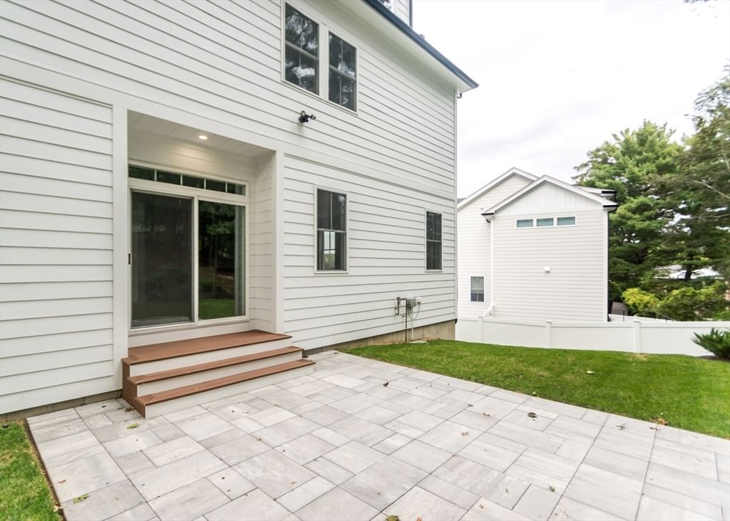 22 Irene Circle Waltham — Photo 40 of 42