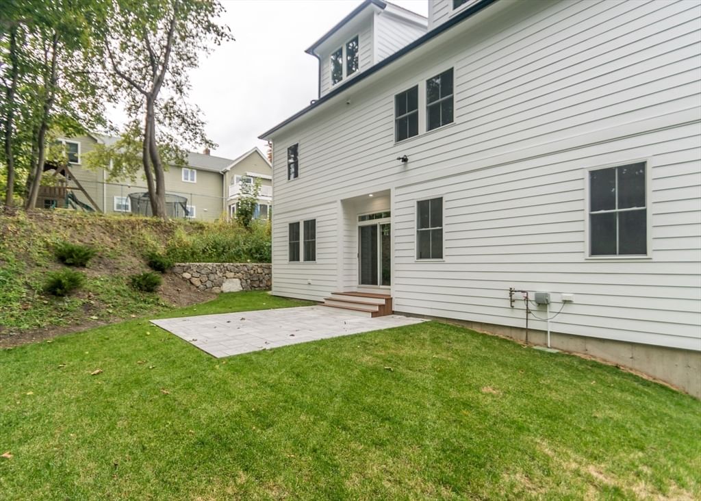 22 Irene Circle Waltham — Photo 41 of 42