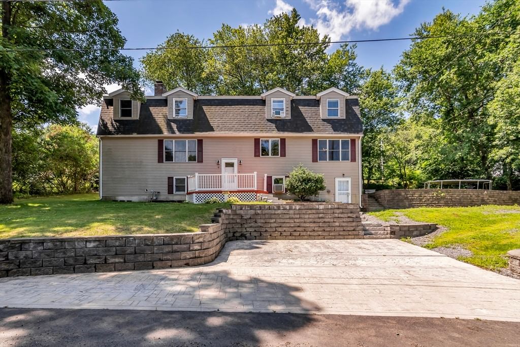 30 Benham St Haverhill — Photo 2 of 35