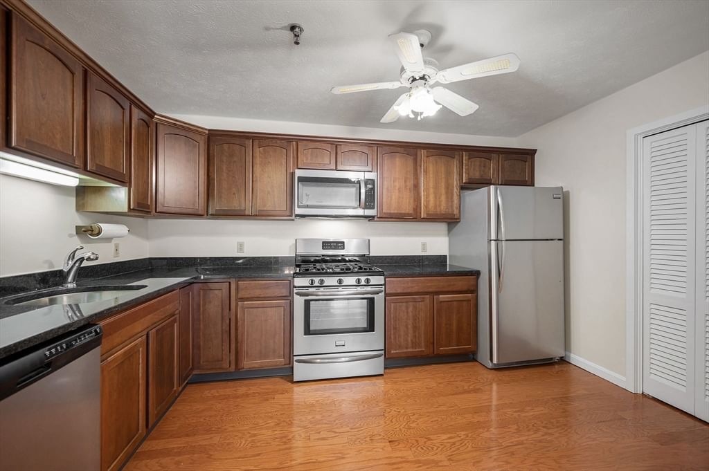 59 Mill St #301 Dracut — Photo 4 of 28