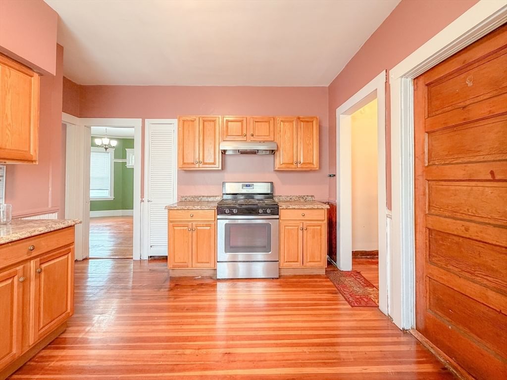 21 Saint Marks Rd, Boston, MA 02124 photo 2