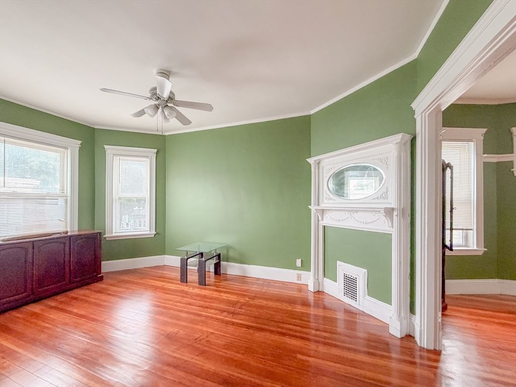 21 Saint Marks Rd Boston — Photo 9 of 30