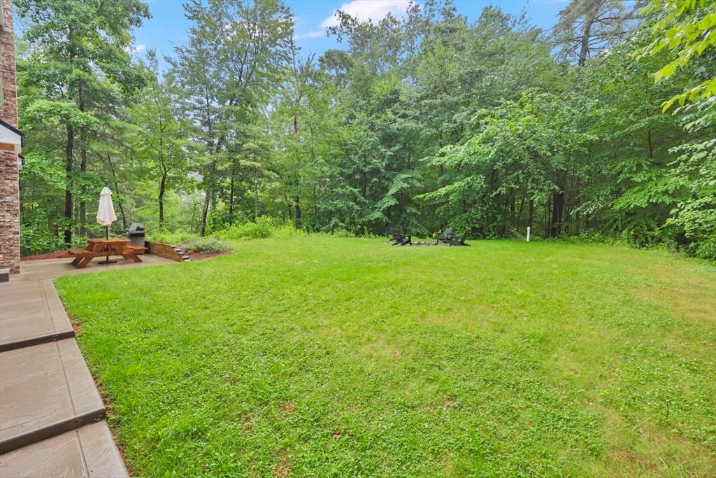 1322 Center St Ludlow — Photo 38 of 42