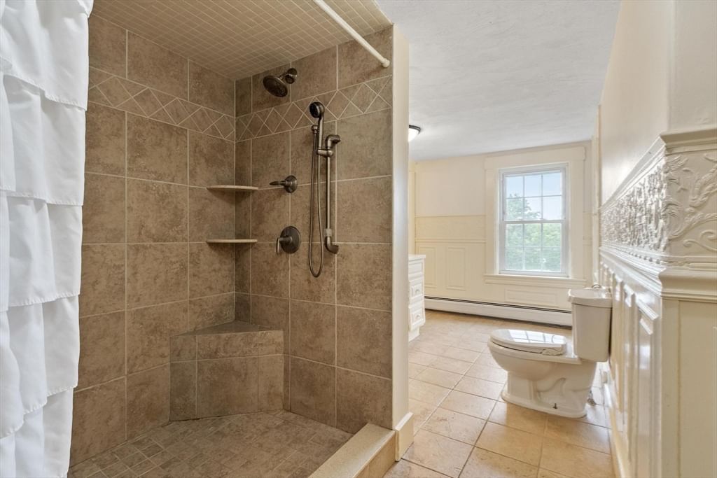 293 West St, Lunenburg, MA 01462 photo 5