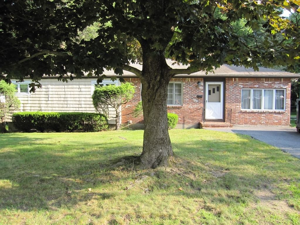 15 Lilian Road, Framingham, MA Photo #2