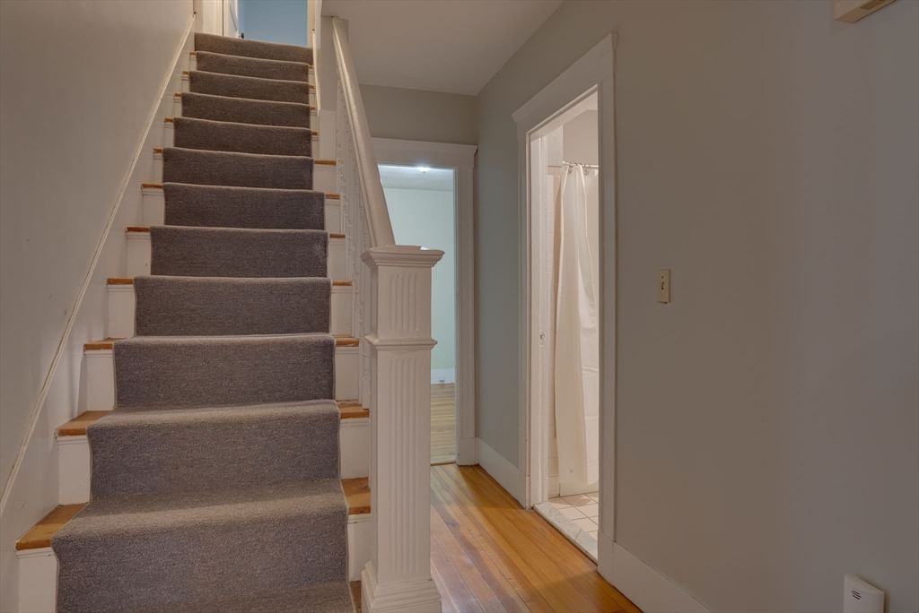 40 Simpson Ave Somerville — Photo 23 of 42