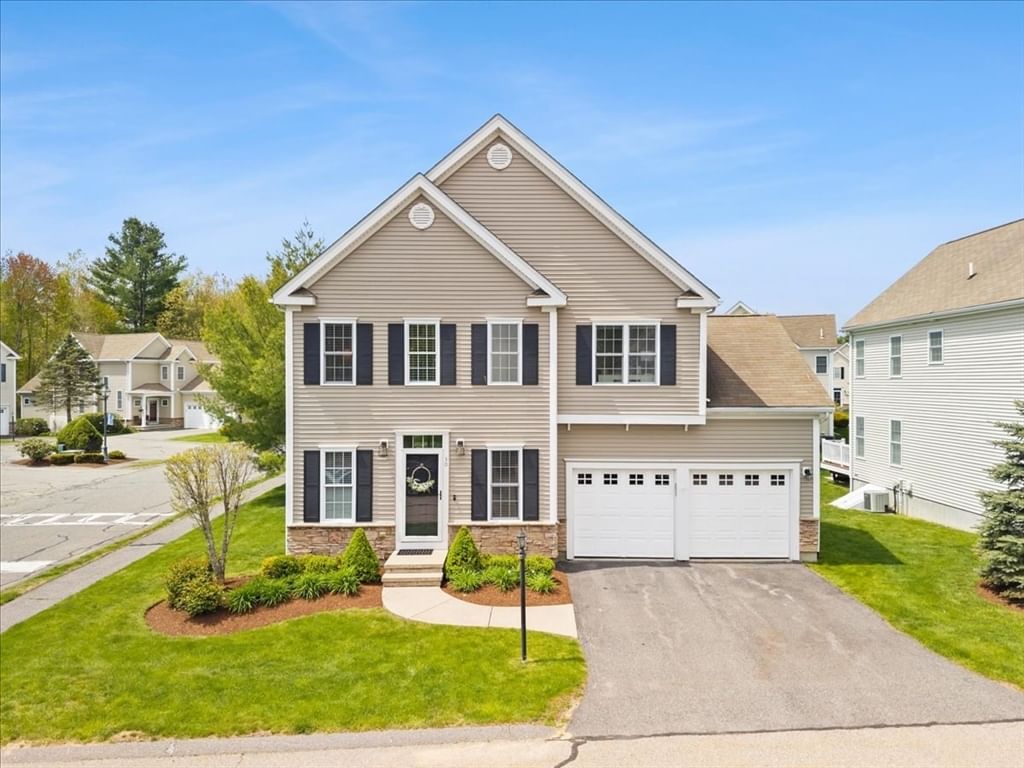 Property at 30 Sunflower Dr #30, Raynham, MA 02767