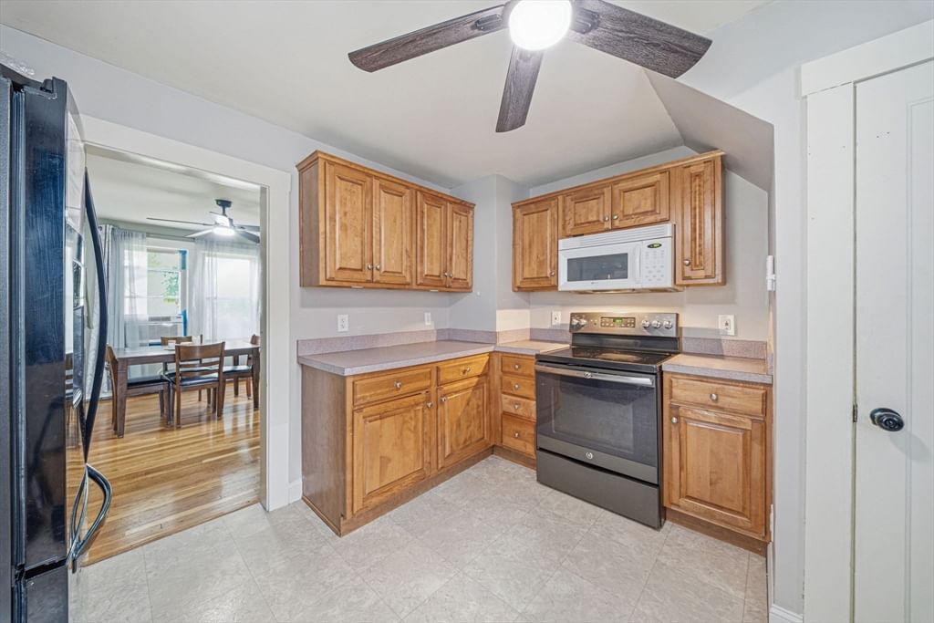 26 Hough Rd Sutton — Photo 13 of 23