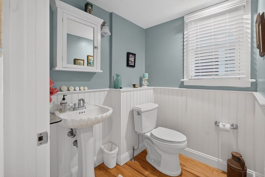 51 Davis St, Tisbury, MA, 51 Davis St, Tisbury, MA Photo #15