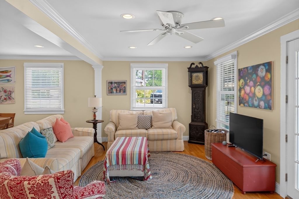 51 Davis St, Tisbury, MA, 51 Davis St, Tisbury, MA Photo #6