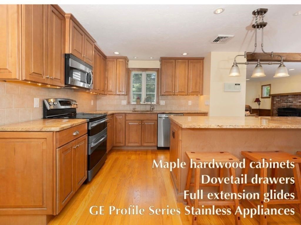 57 Justine Rd Plymouth — Photo 13 of 38