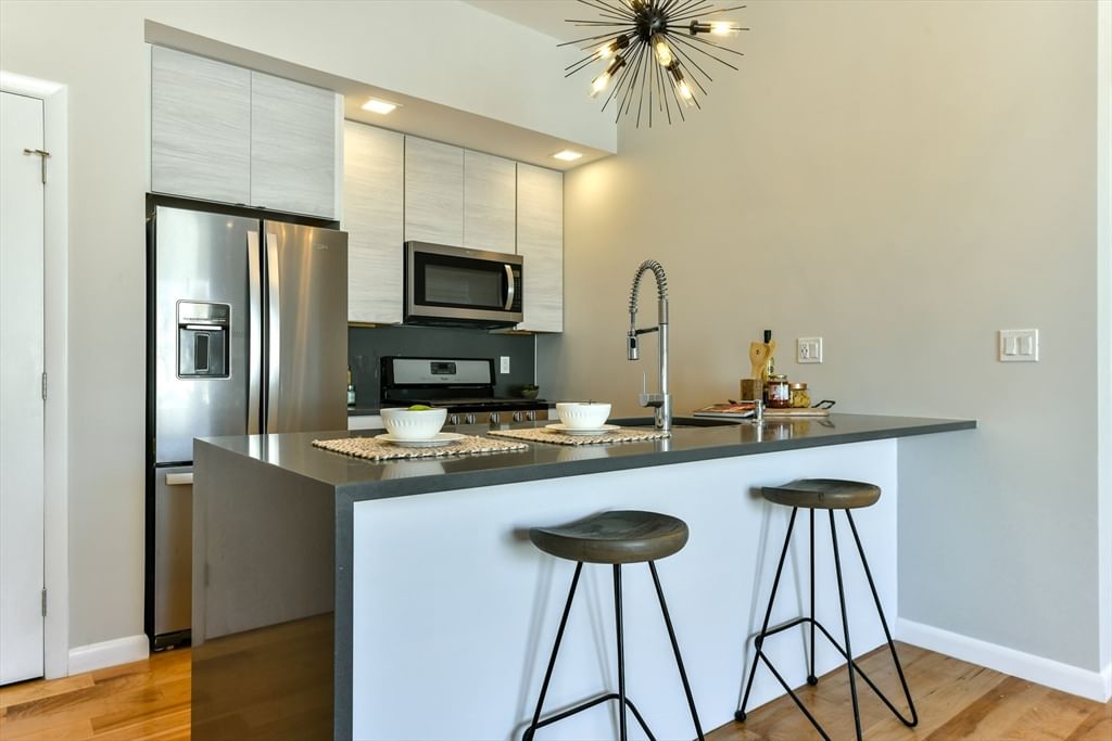 87 Parker St #403 Chelsea — Photo 34 of 35