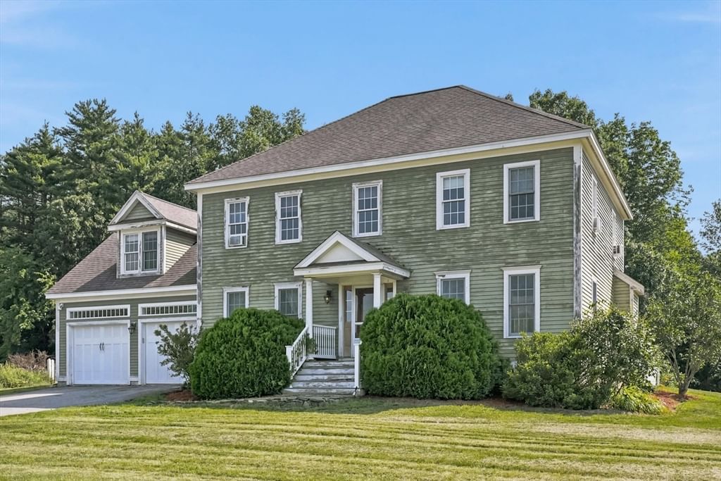 Property at 40 Elmwood Street, Salisbury, MA 01952