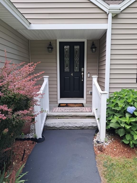 4 Sterling Way #4, Hudson, NH 03051 photo 5