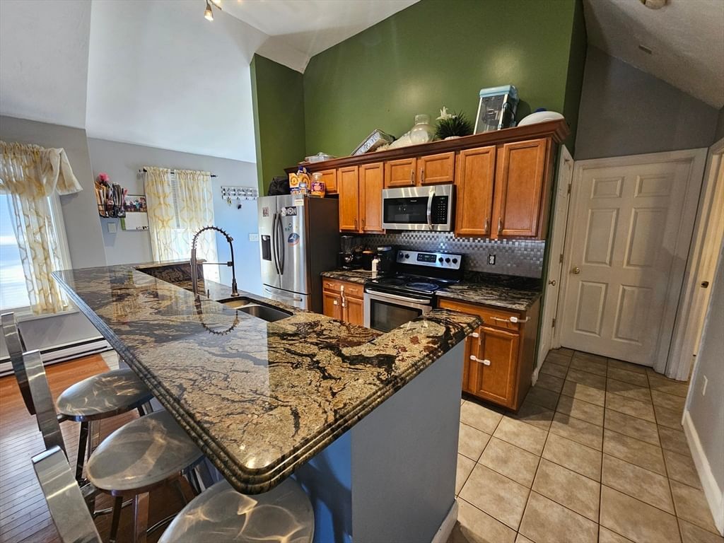 1 Armandale St, Worcester, MA, 1 Armandale St, Worcester, MA Photo #3