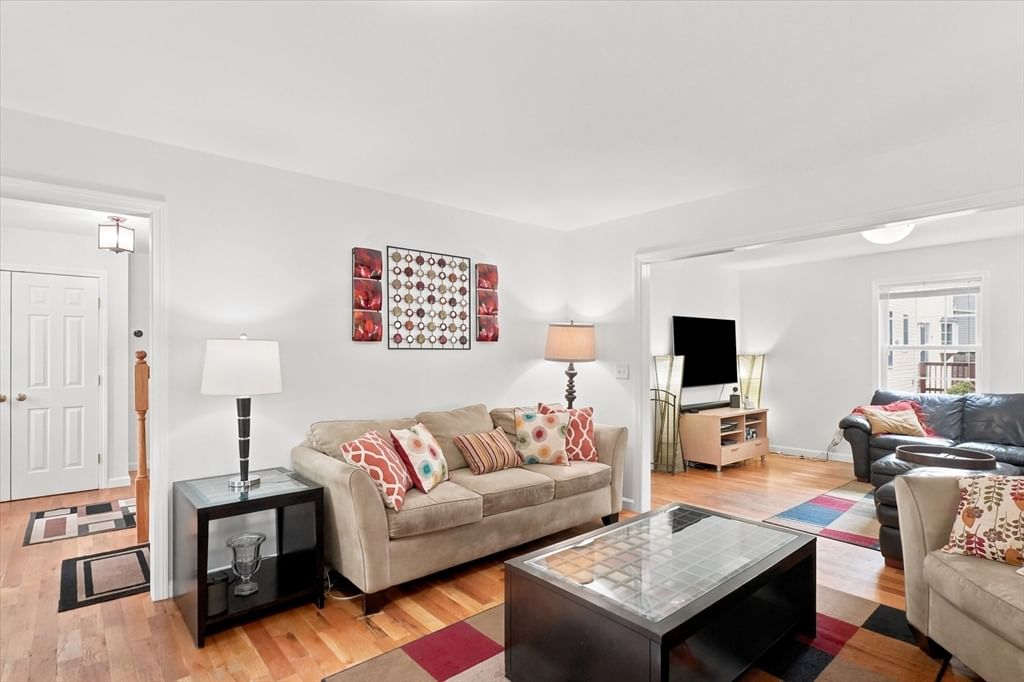18 Rosegate Rd, Needham, MA Photo #12