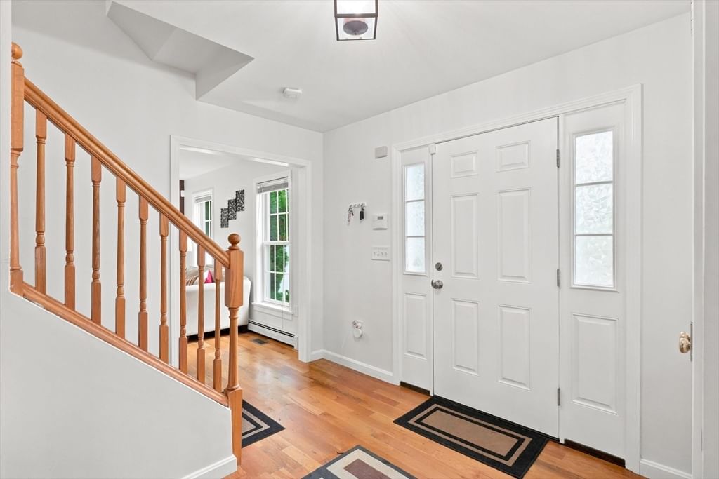 18 Rosegate Rd Needham — Photo 9 of 40