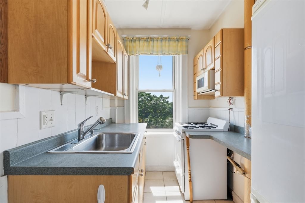 131 Park Drive #44, Boston, MA, 131 Park Drive #44, Boston, MA Photo #14