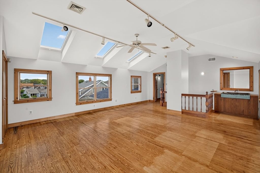 70 Menauhant Falmouth — Photo 29 of 42