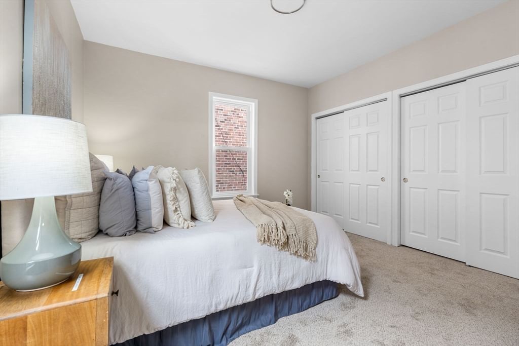 362 Silver St Boston — Photo 11 of 24