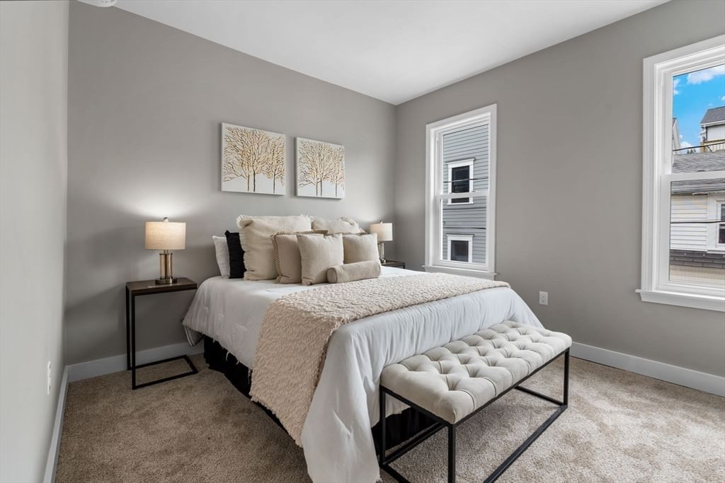 362 Silver St Boston — Photo 16 of 24