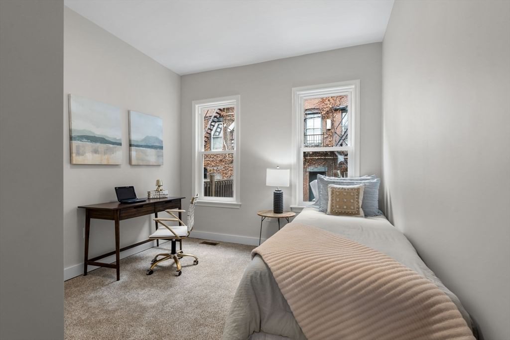 362 Silver St Boston — Photo 20 of 24