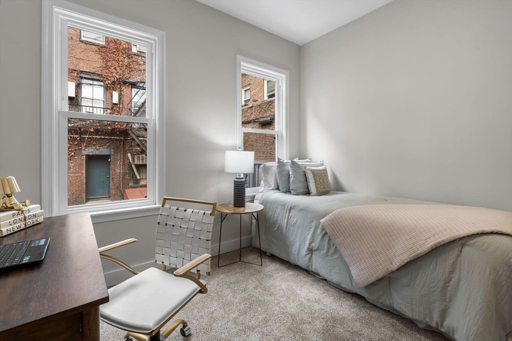 362 Silver St Boston — Photo 21 of 24