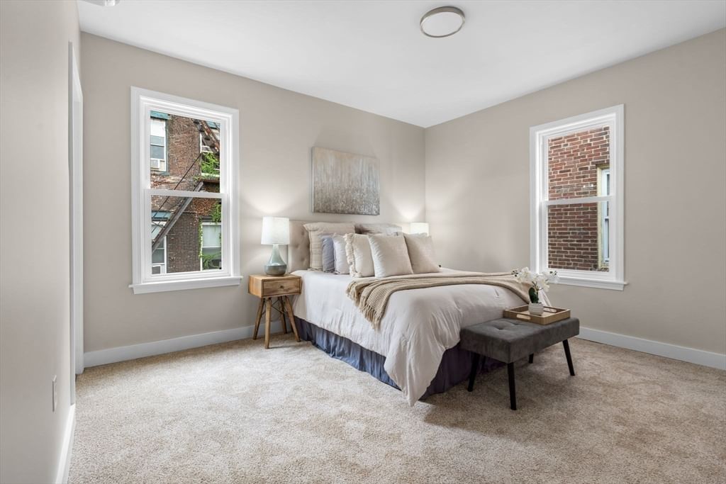 362 Silver St Boston — Photo 9 of 24