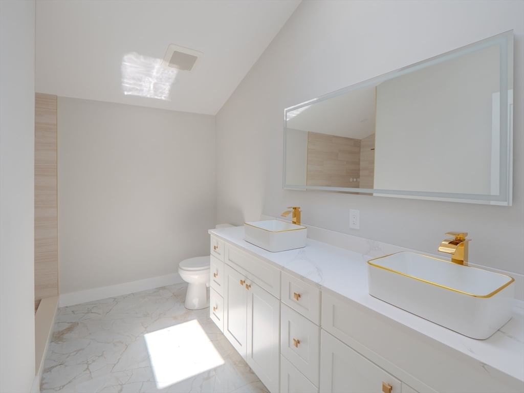 76 Center St. #B Plympton — Photo 24 of 31