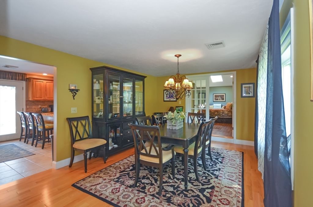34 Macarthur Dr Millbury — Photo 23 of 42