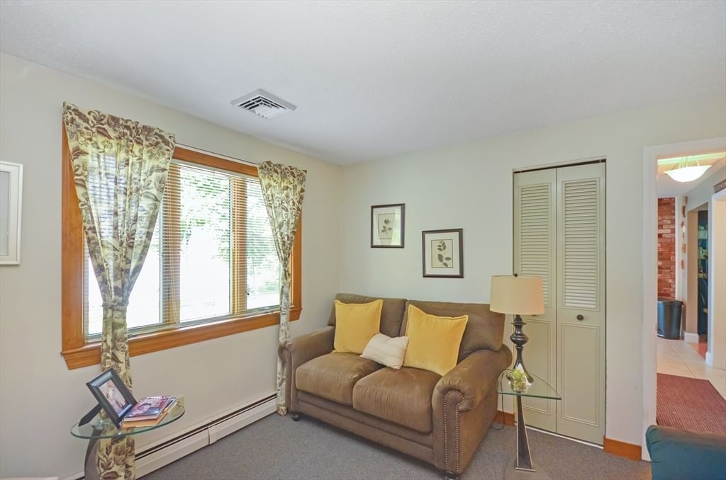 34 Macarthur Dr Millbury — Photo 30 of 42