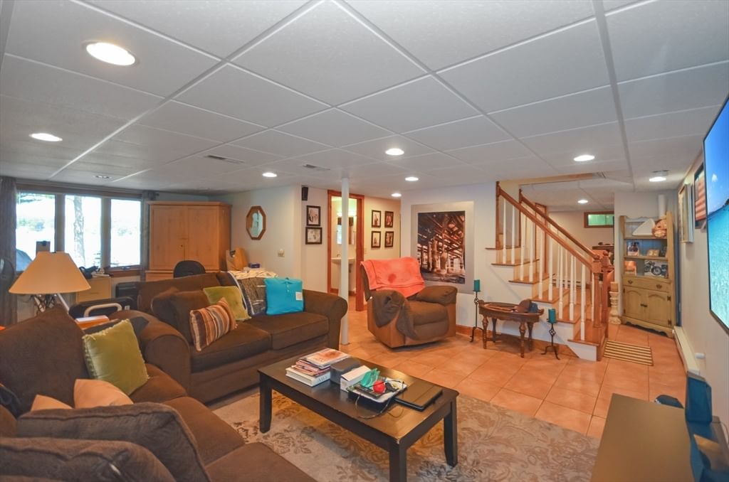 34 Macarthur Dr Millbury — Photo 31 of 42
