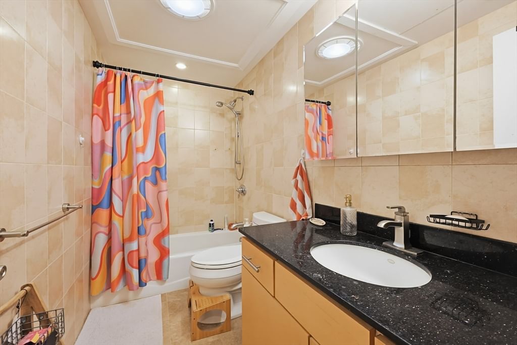 42 Beach St #6B Boston — Photo 10 of 16