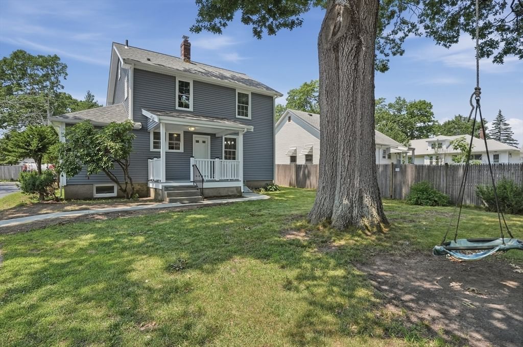 190 Manomet St Brockton — Photo 6 of 39