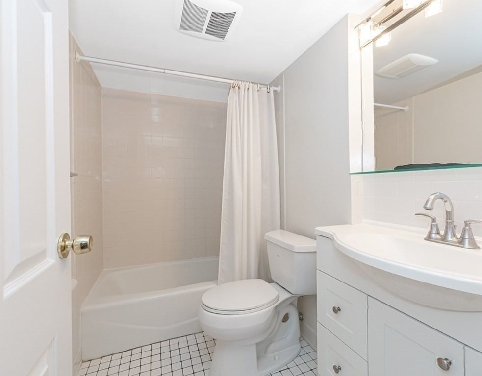 135 Pleasant St #307 Brookline — Photo 12 of 17