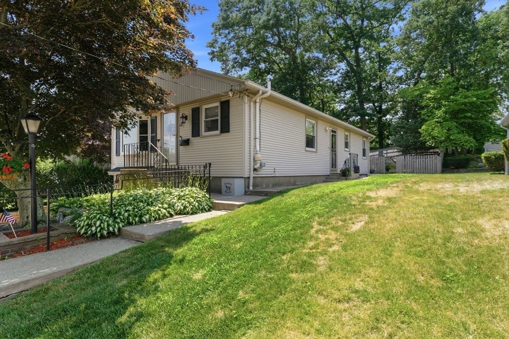 68 Brookside Ave, North Providence, RI, 68 Brookside Ave, North Providence, RI Photo #37