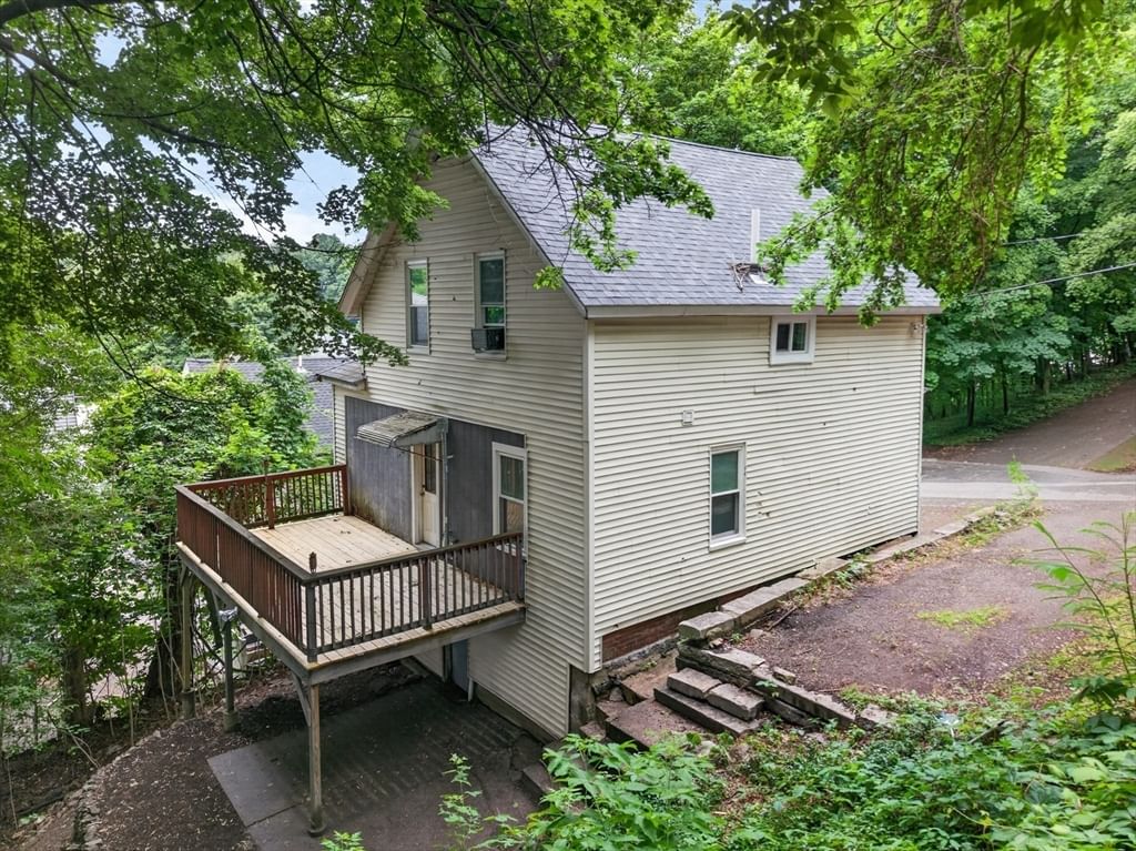 10 Burnett Fitchburg — Photo 14 of 30
