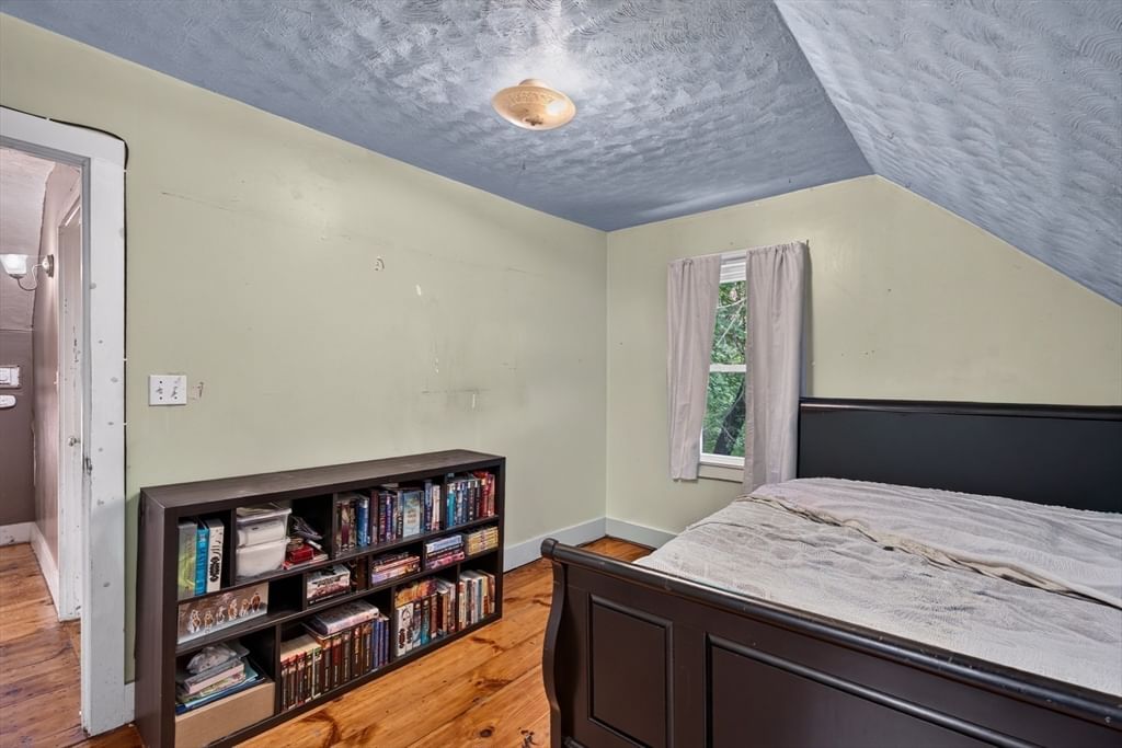 10 Burnett Fitchburg — Photo 19 of 30