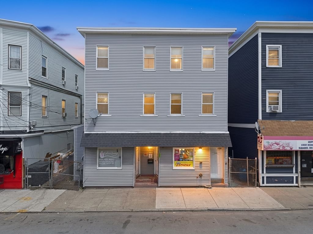 Photo of 152-158 S Union St, Lawrence, MA
