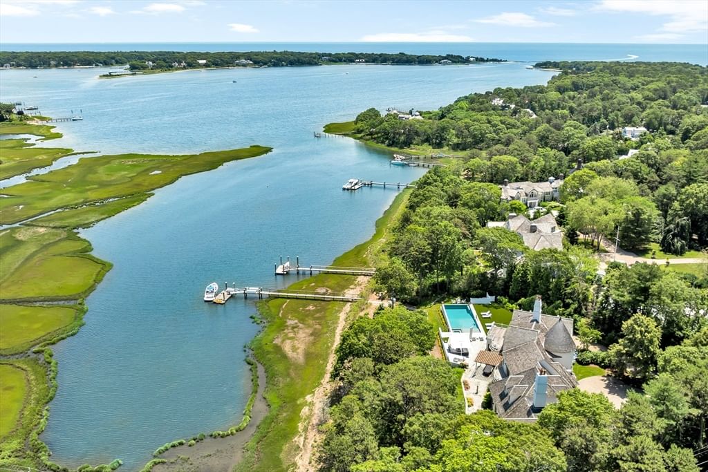 25 Oyster Way, Barnstable, MA, 25 Oyster Way, Barnstable, MA Photo #2