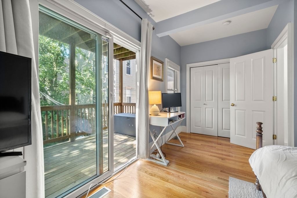 509 E 8th Street #1, Boston, MA, 509 E 8th Street #1, Boston, MA Photo #10