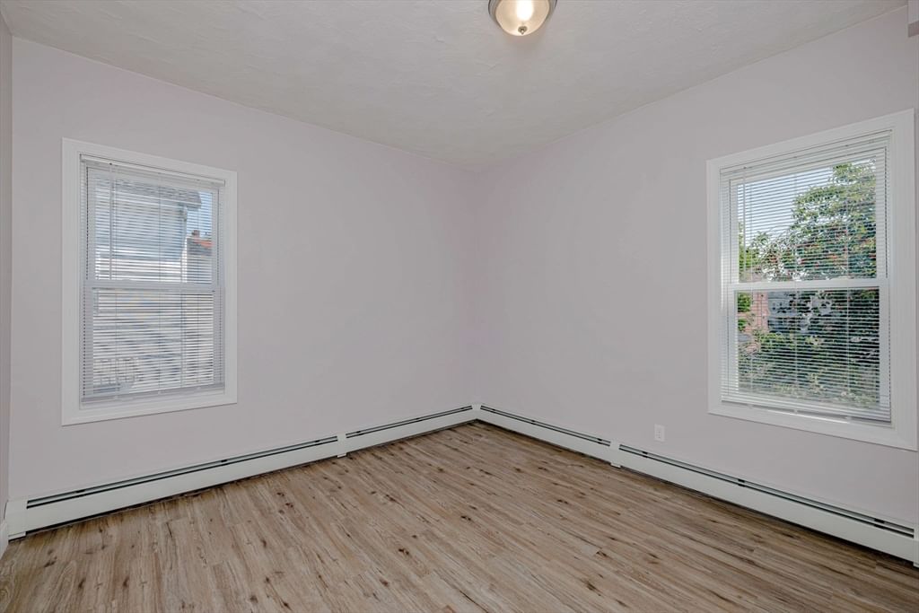 154 Mott St Fall River — Photo 12 of 42