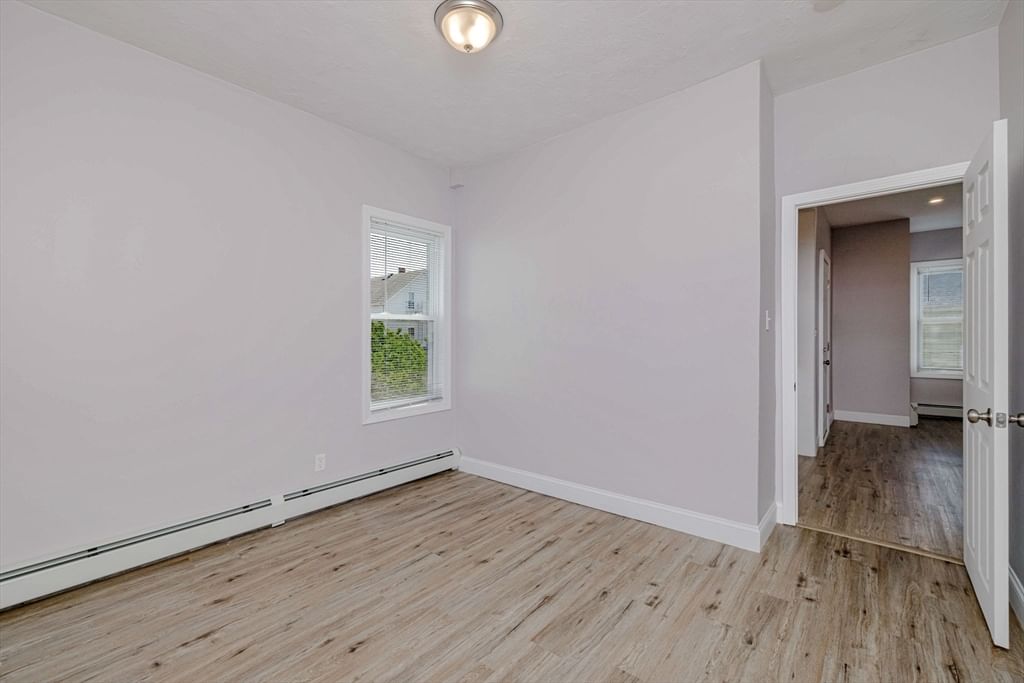 154 Mott St Fall River — Photo 13 of 42